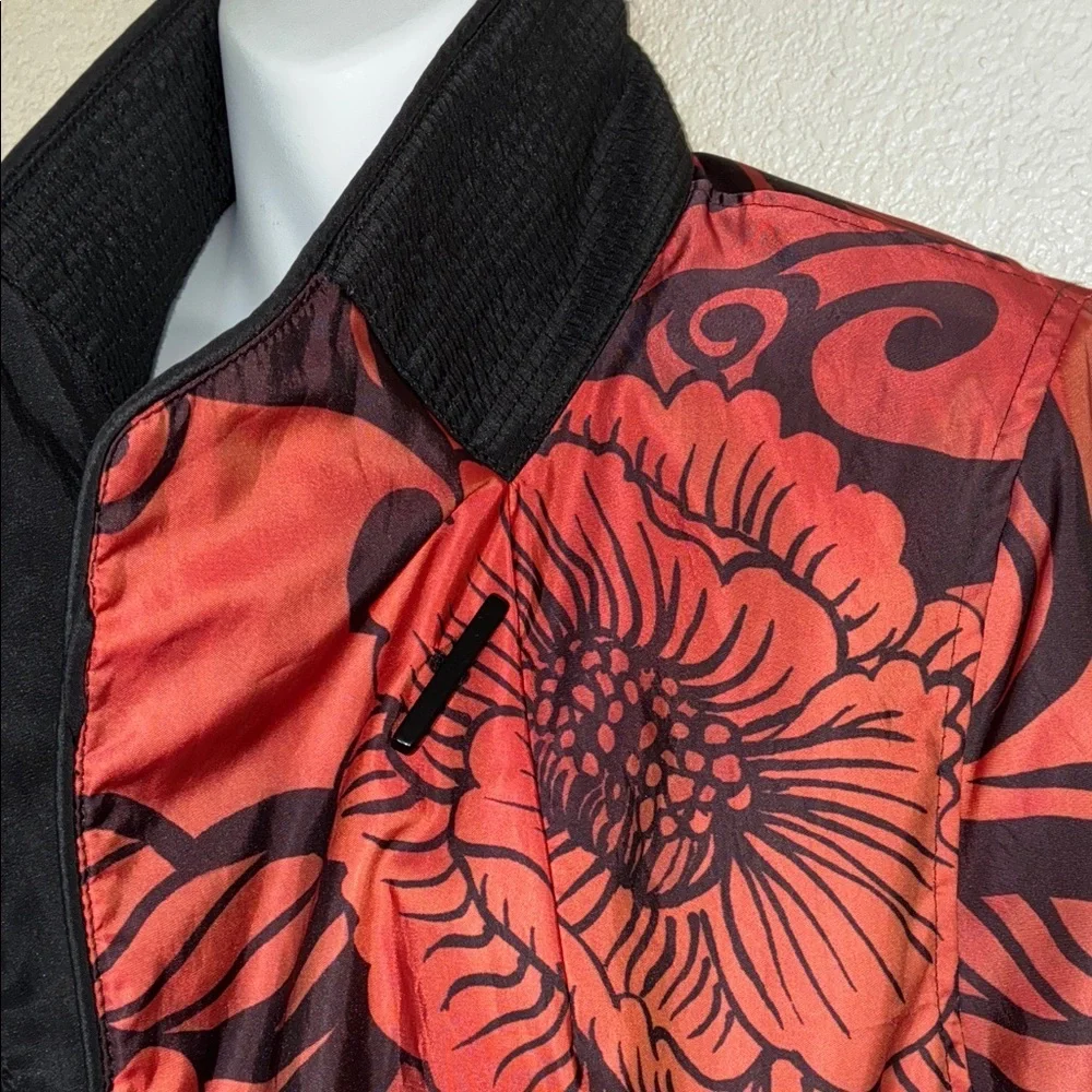 MYCRA PAC Reversible Rain Jacket, Women's S, Red Floral or Black. EUC - Picture 8 of 16